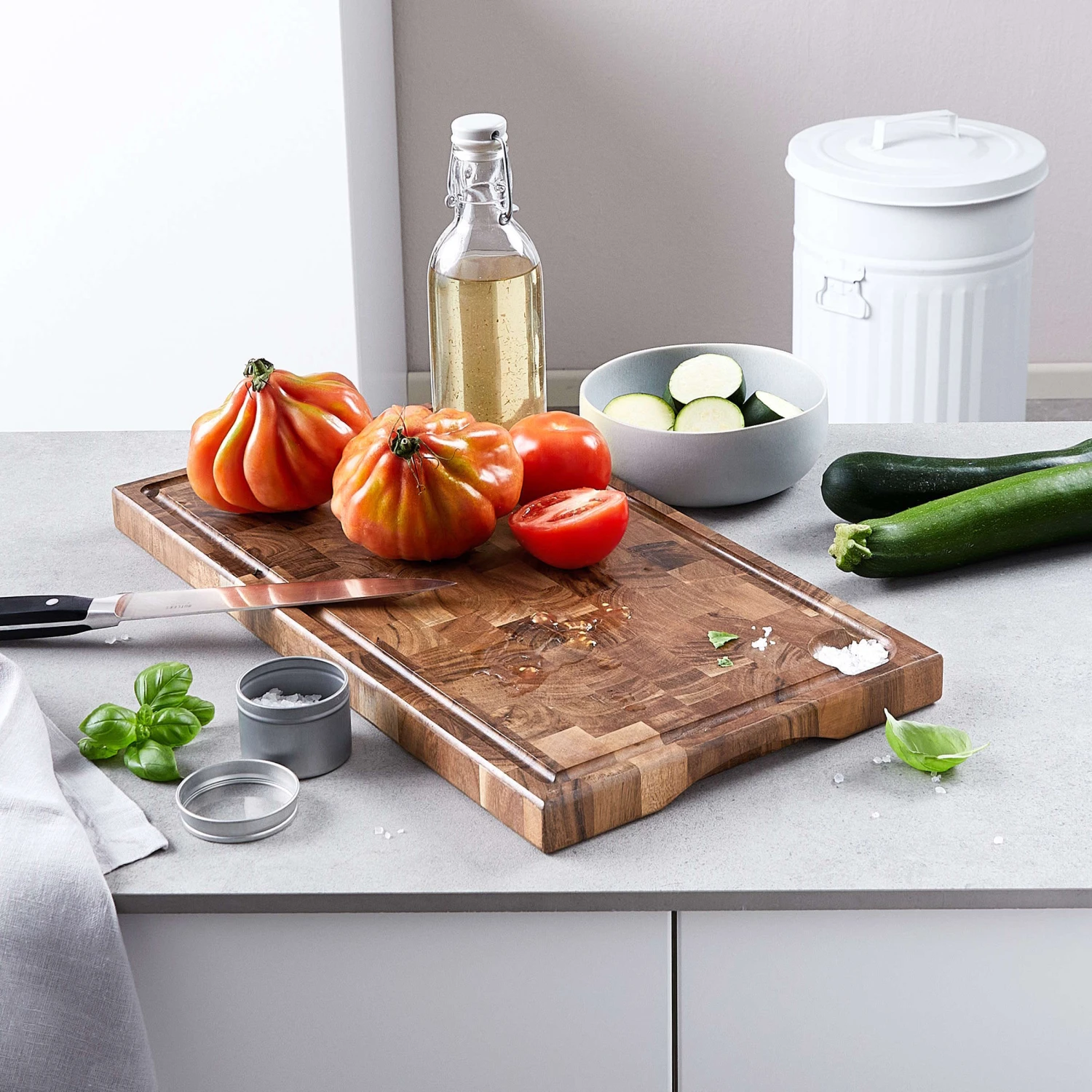 Schneidebrett Mit Saftrille Und Intarsien L 50 X B 27cm ACACIA In Braun 9 Schneidebrett Mit Saftrille Und Intarsien L 50 X B 27cm ACACIA In Braun – Bild 9